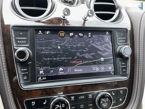 Bentley Bentayga 2017 - фото 27