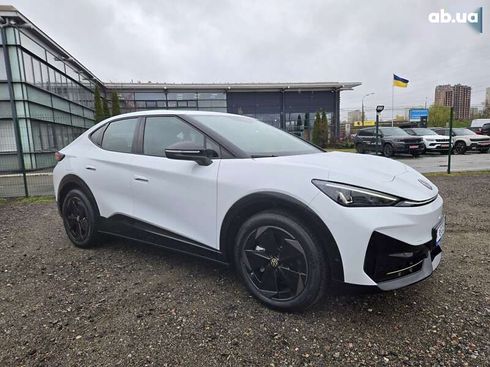 Volkswagen ID. Unyx 2025 - фото 8