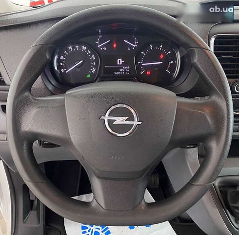 Opel Vivaro 2020 - фото 22