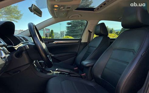 Volkswagen Passat 2016 - фото 19