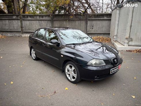 SEAT Cordoba 2008 черный - фото 3