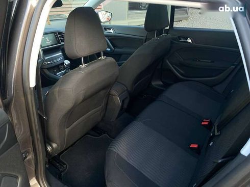 Peugeot 308 2014 - фото 12