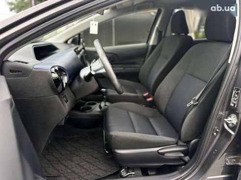 Toyota Aqua 2015 - фото 12