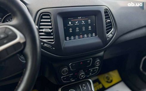 Jeep Compass 2021 - фото 20