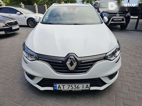 Renault Megane 2019 - фото 17