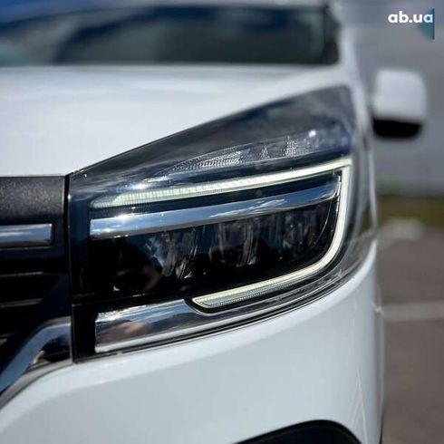 Renault Trafic 2021 - фото 10