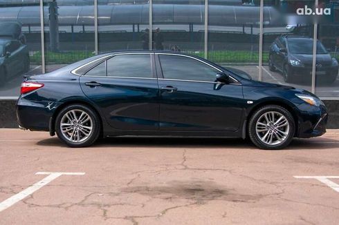 Toyota Camry 2015 - фото 2