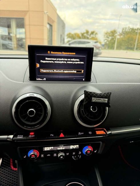 Audi A3 2020 - фото 27