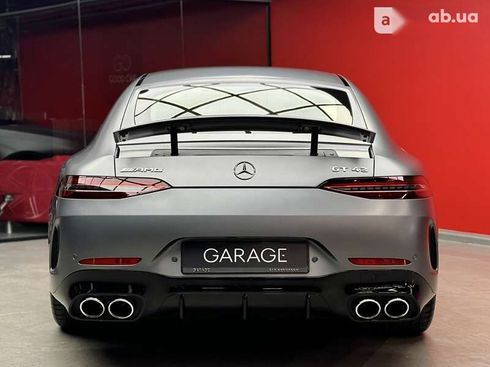 Mercedes-Benz AMG GT 4 2020 - фото 15