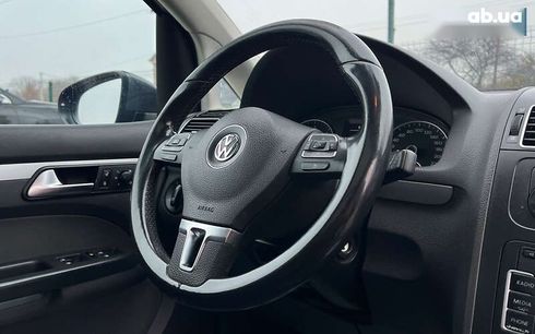 Volkswagen Touran 2011 - фото 18