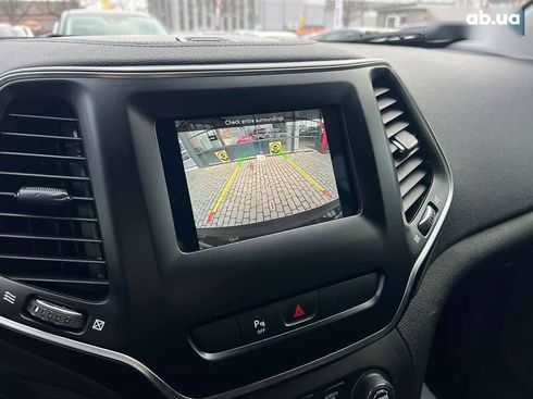 Jeep Cherokee 2019 - фото 18