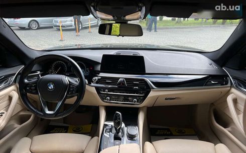 BMW 5 серия 2017 - фото 12