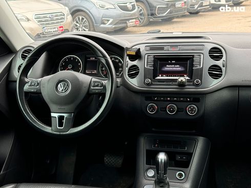 Volkswagen Tiguan 2015 серый - фото 43