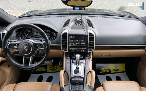 Porsche Cayenne 2015 - фото 11