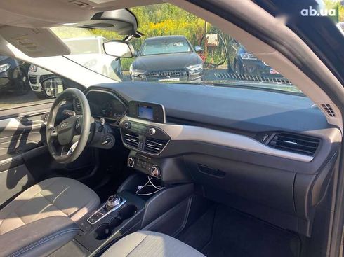 Ford Escape 2021 - фото 10
