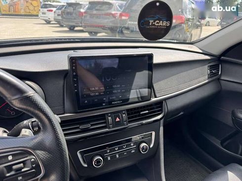 Kia K5 2016 - фото 12