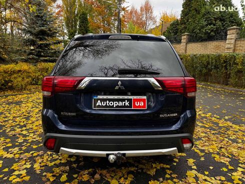 Mitsubishi Outlander 2016 синий - фото 21