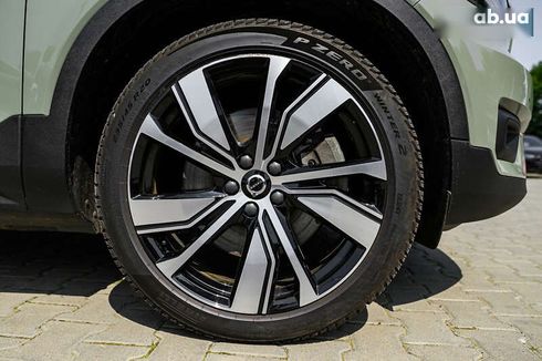 Volvo XC40 2021 - фото 14