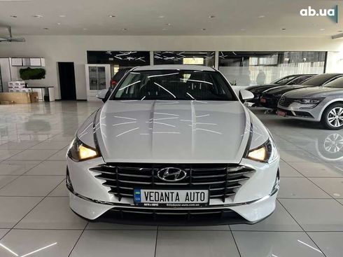 Hyundai Sonata 2019 - фото 2