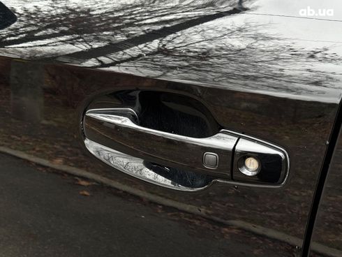 Toyota Land Cruiser 2010 черный - фото 13