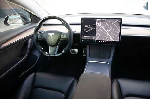 Tesla Model 3 2021 - фото 10