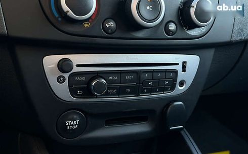 Renault Megane 2014 - фото 19