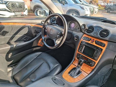 Mercedes-Benz CLK-Класс 2002 серый - фото 28