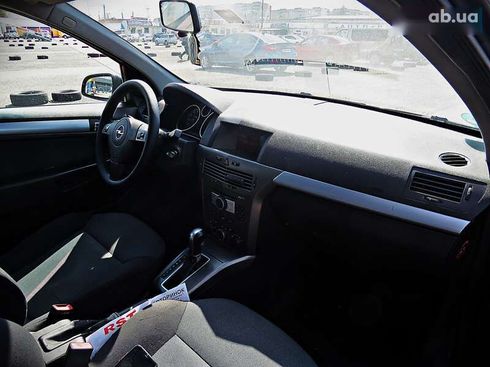 Opel Astra 2007 - фото 12