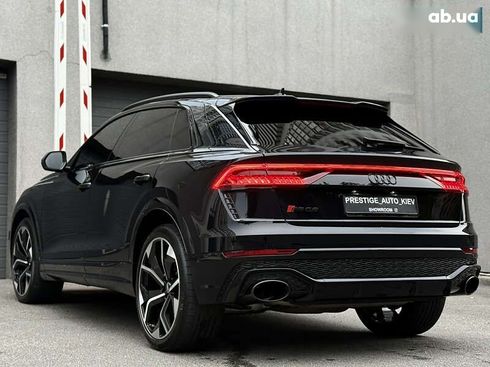 Audi RS Q8 2020 - фото 21