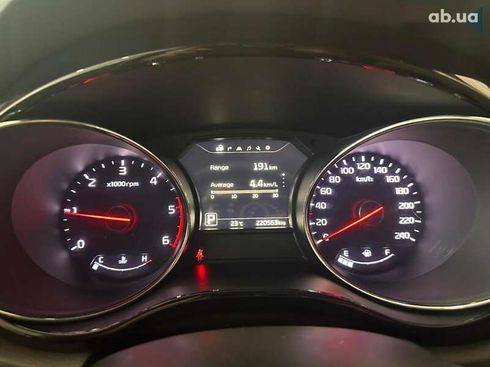 Kia Carnival 2016 - фото 14