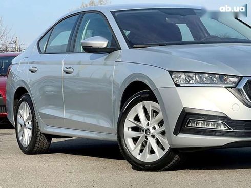 Skoda Octavia 2022 - фото 6