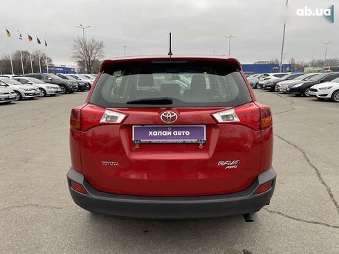 Toyota RAV4 2013 - фото 6