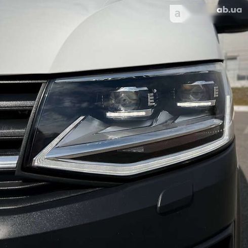 Volkswagen Transporter 2019 - фото 10