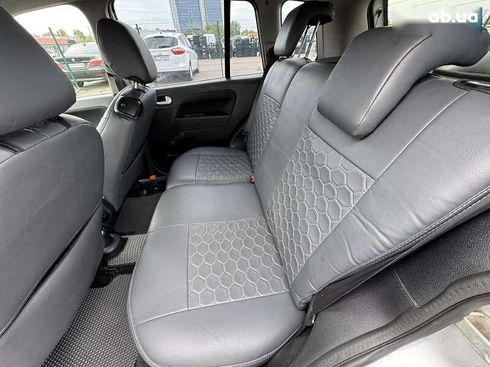 Ford Fusion 2011 - фото 19