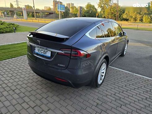 Tesla Model X 2018 - фото 10