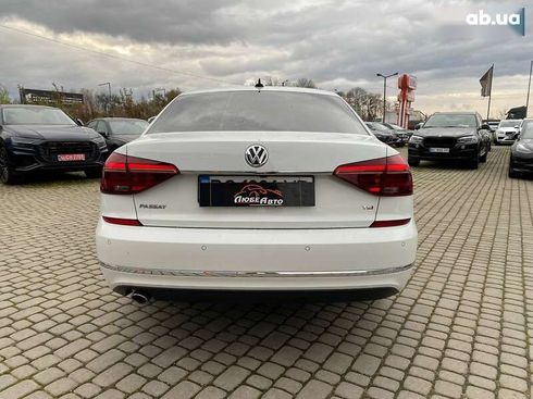 Volkswagen Passat 2018 - фото 6