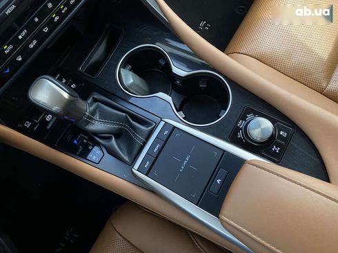 Lexus RX 2021 - фото 25