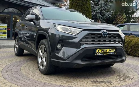 Toyota RAV4 2020 - фото 9