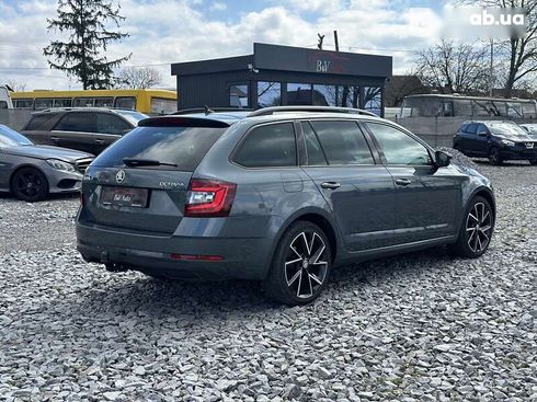 Skoda Octavia 2019 - фото 11