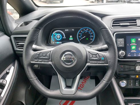 Nissan Leaf 2021 белый - фото 16