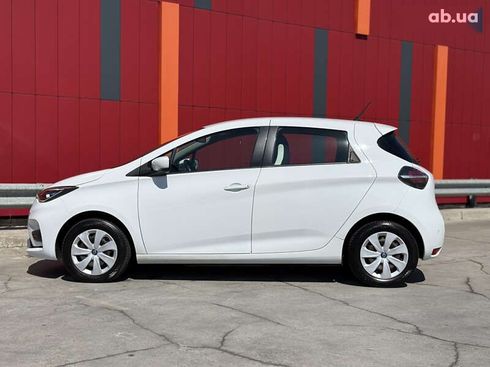 Renault Zoe 2021 - фото 12