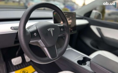 Tesla Model Y 2022 - фото 21