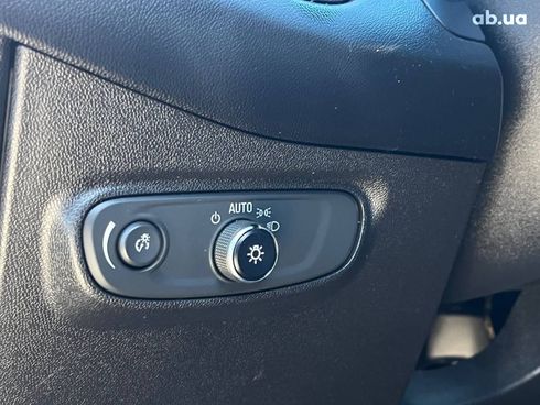 Chevrolet Equinox 2017 синий - фото 26