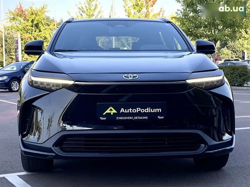 Toyota bZ 2023 - фото 6
