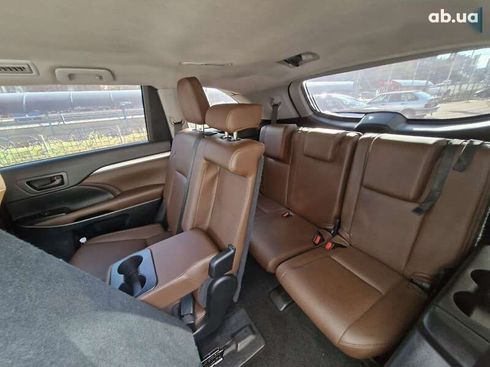 Toyota Highlander 2018 - фото 16