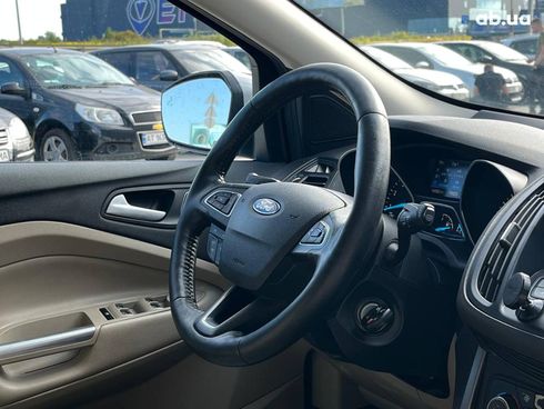 Ford Escape 2016 белый - фото 16