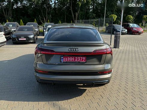 Audi E-Tron 2022 - фото 6