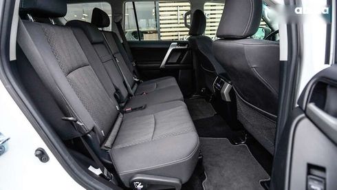 Toyota Land Cruiser Prado 2020 - фото 7