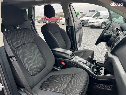 Dodge Journey 2018 серый - фото 80