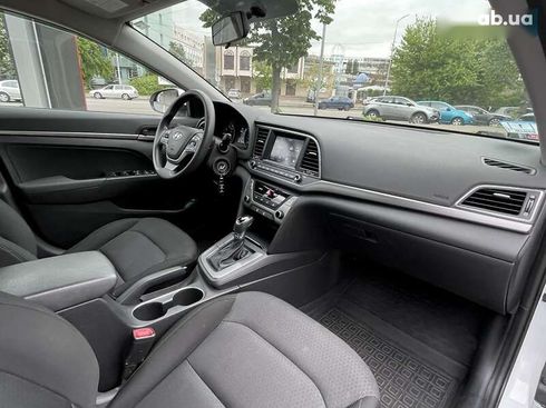 Hyundai Elantra 2018 - фото 14